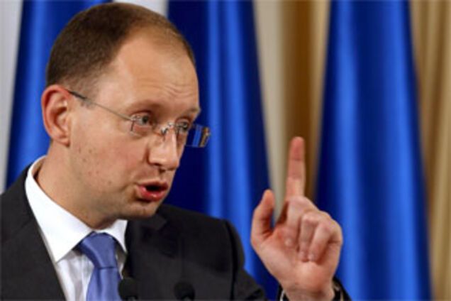 Яценюк: Тимошенко взяла на роботу Ратушняка