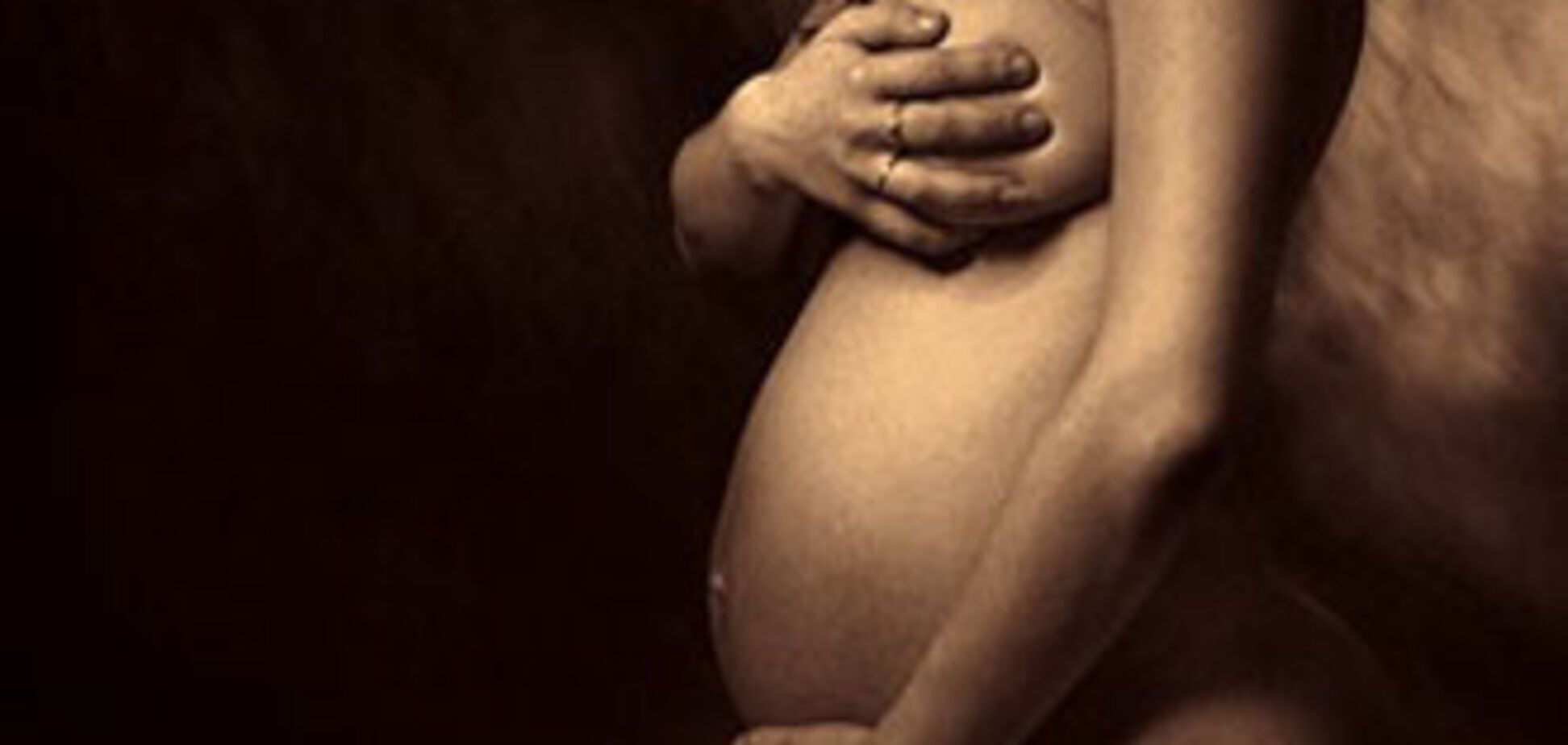 На Днепропетровщине беременной женщине вспороли живот