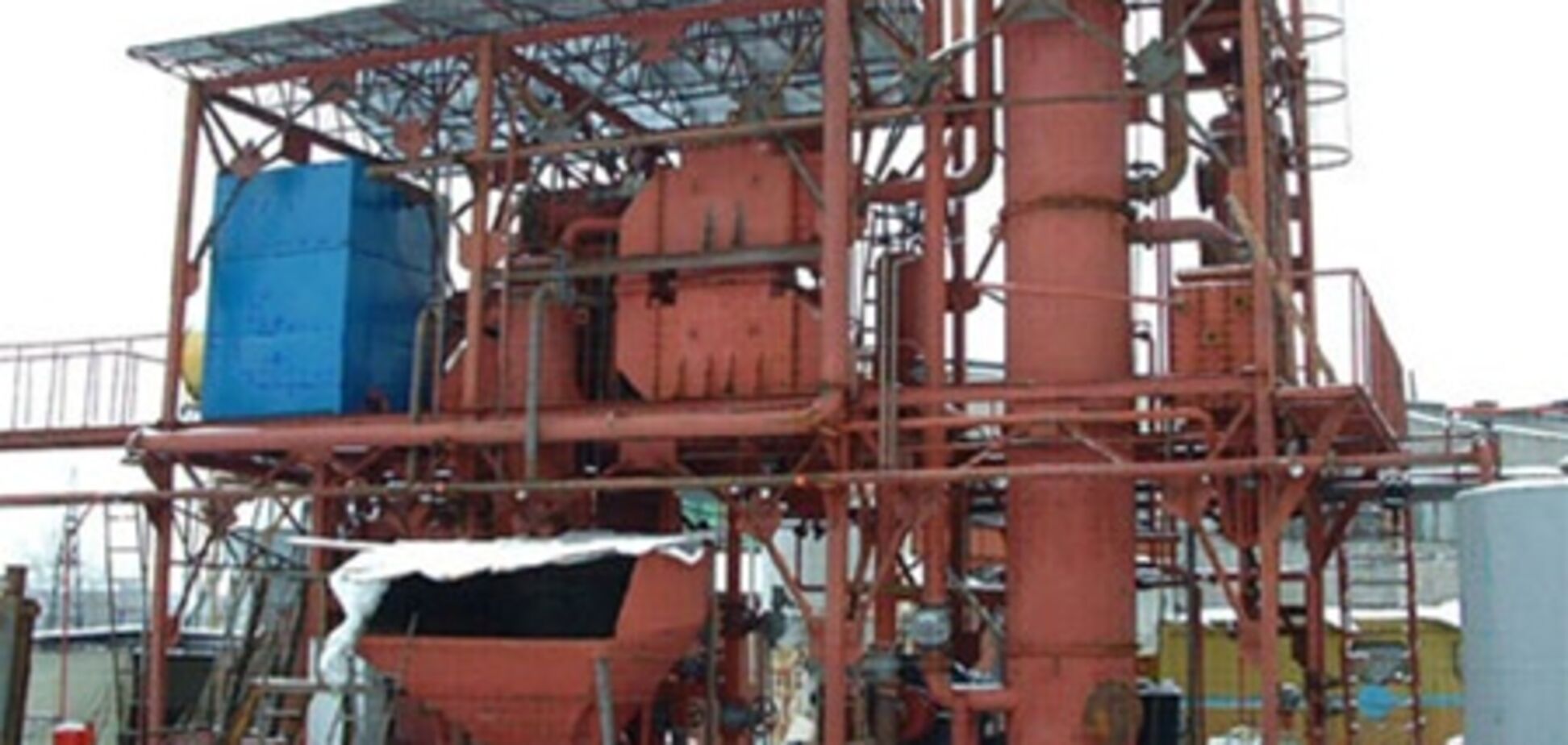 Неизвестные токсичные испарения отравили 50 человек