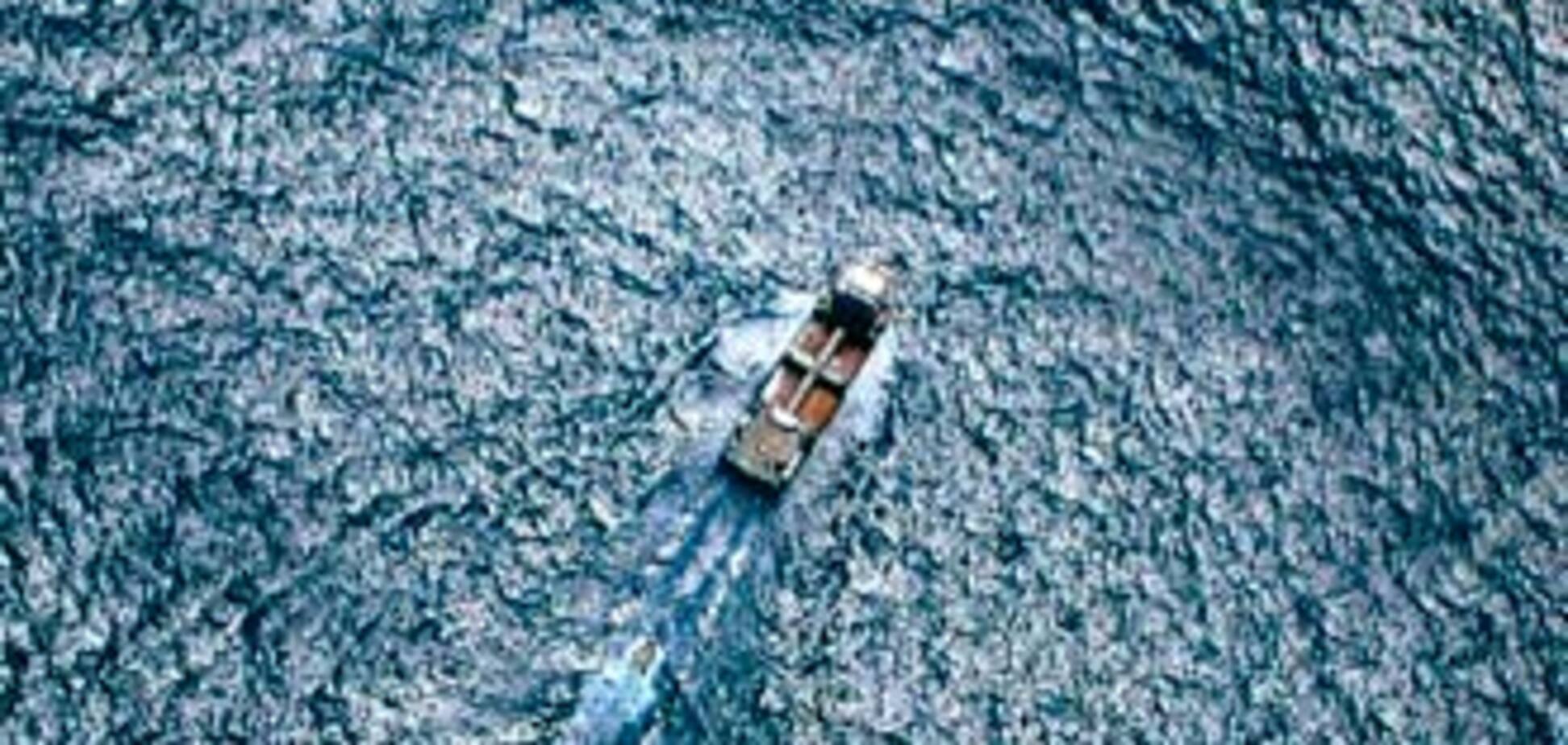 Жінка на борту захопленої піратами' Аріани' при смерті