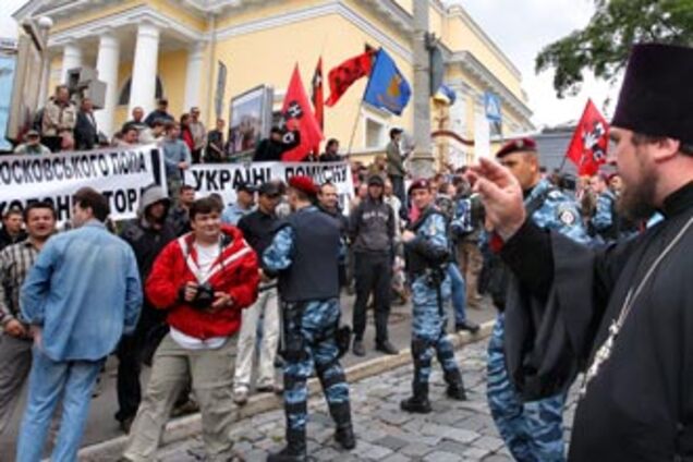 Патріарх Кирило назвав мітинги проти його візиту замовними
