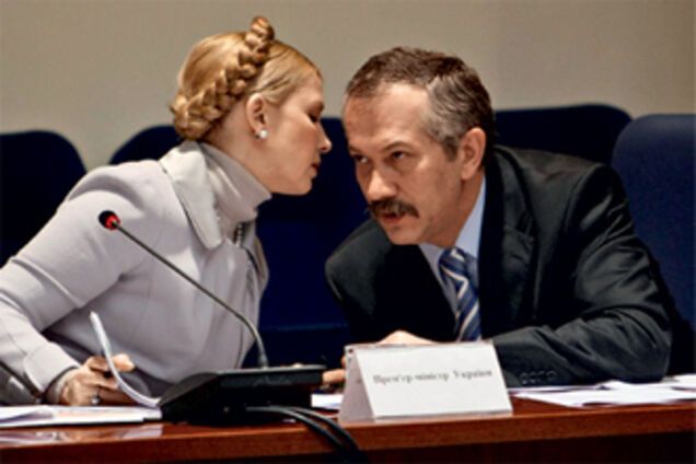 Пинзеник назвав бюджет Тимошенко найбільшою загрозою