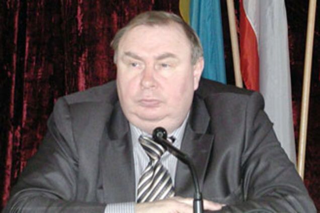 Мэр Симферополя незаконно раздавал премии чиновникам