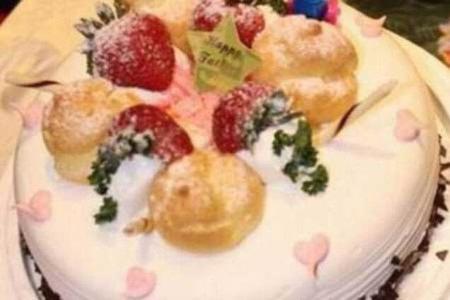 Неприятный сюрприз в тортике