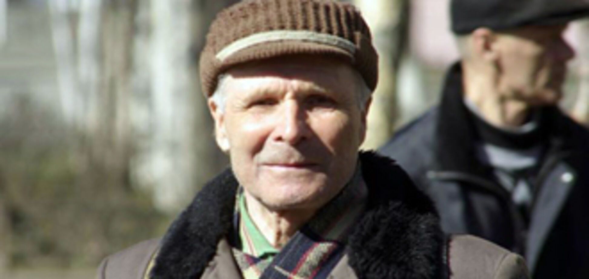Пенсіонер підпалив себе в банку, вимагаючи повернути гроші