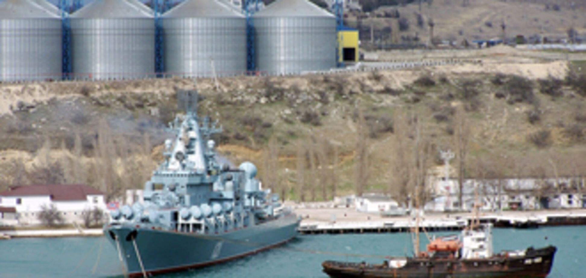 На флагмане Черноморского флота произошел взрыв