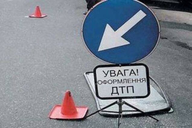 Пьяный водитель сбил трех женщин прямо на тротуаре