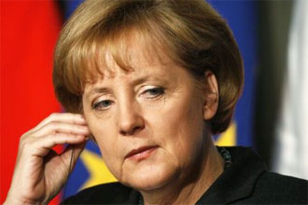 Меркель заперечує можливість відходу у відставку