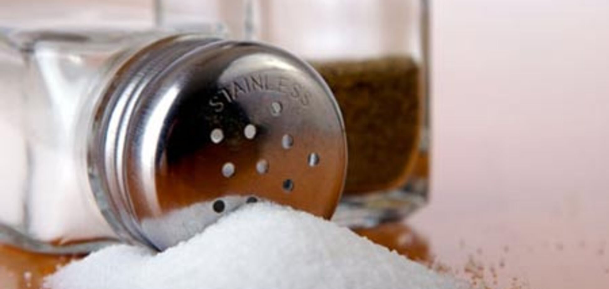 Мэр Нью-Йорка объявил войну белой смерти