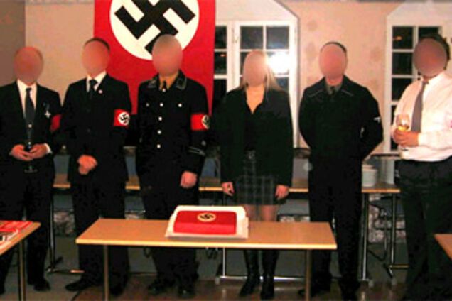 Естонські чиновники виявилися фанатами Гітлера