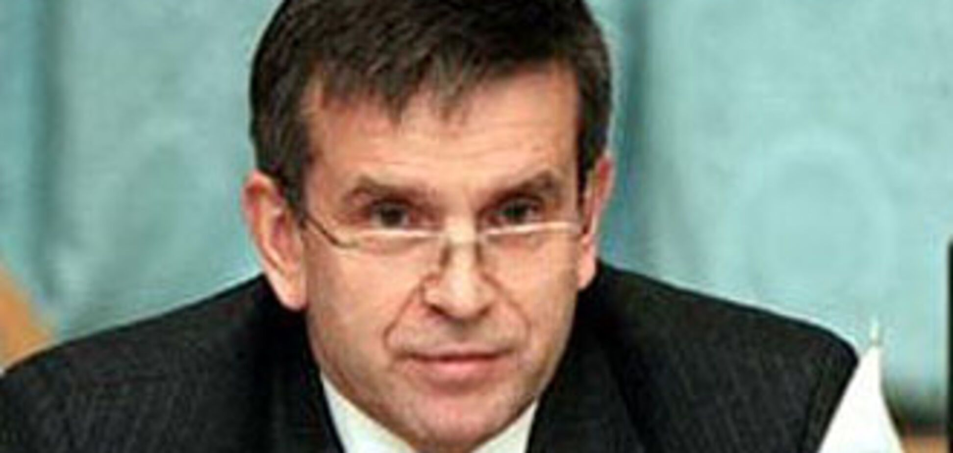 Лавров: Зурабов вручить грамоти як годиться