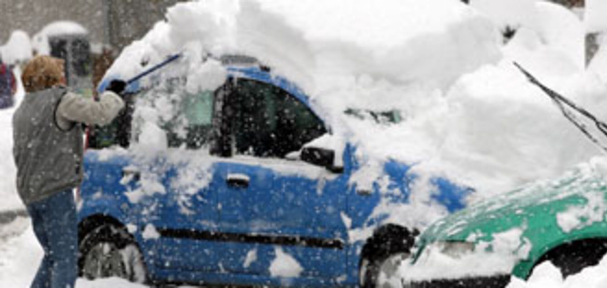 На Европу обрушились сильные снегопады: есть жертвы