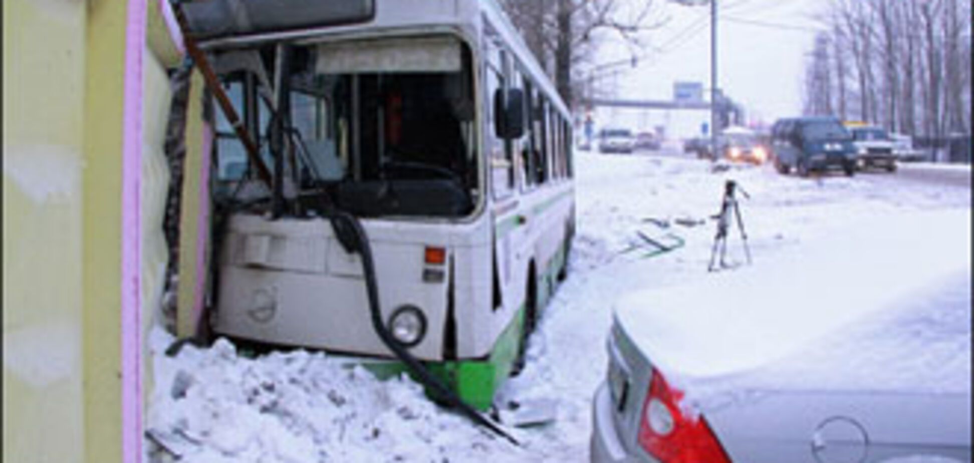 Возле Харькова на ходу загорелся пассажирский автобус