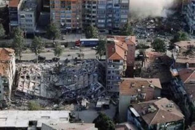 Еду на Гаити раздают только женщинам