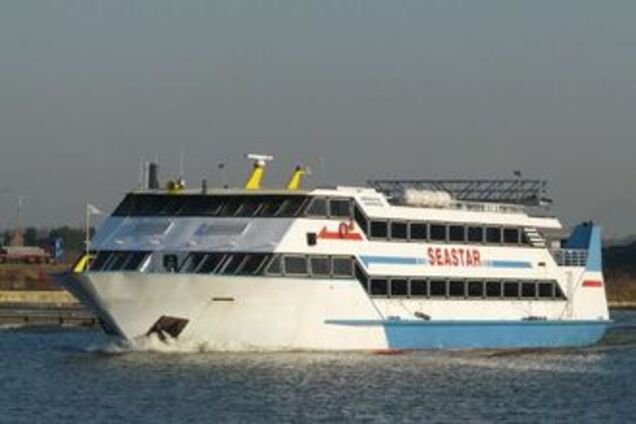 Шестеро украинцев бастуют, требуя вернуть $70 тысяч