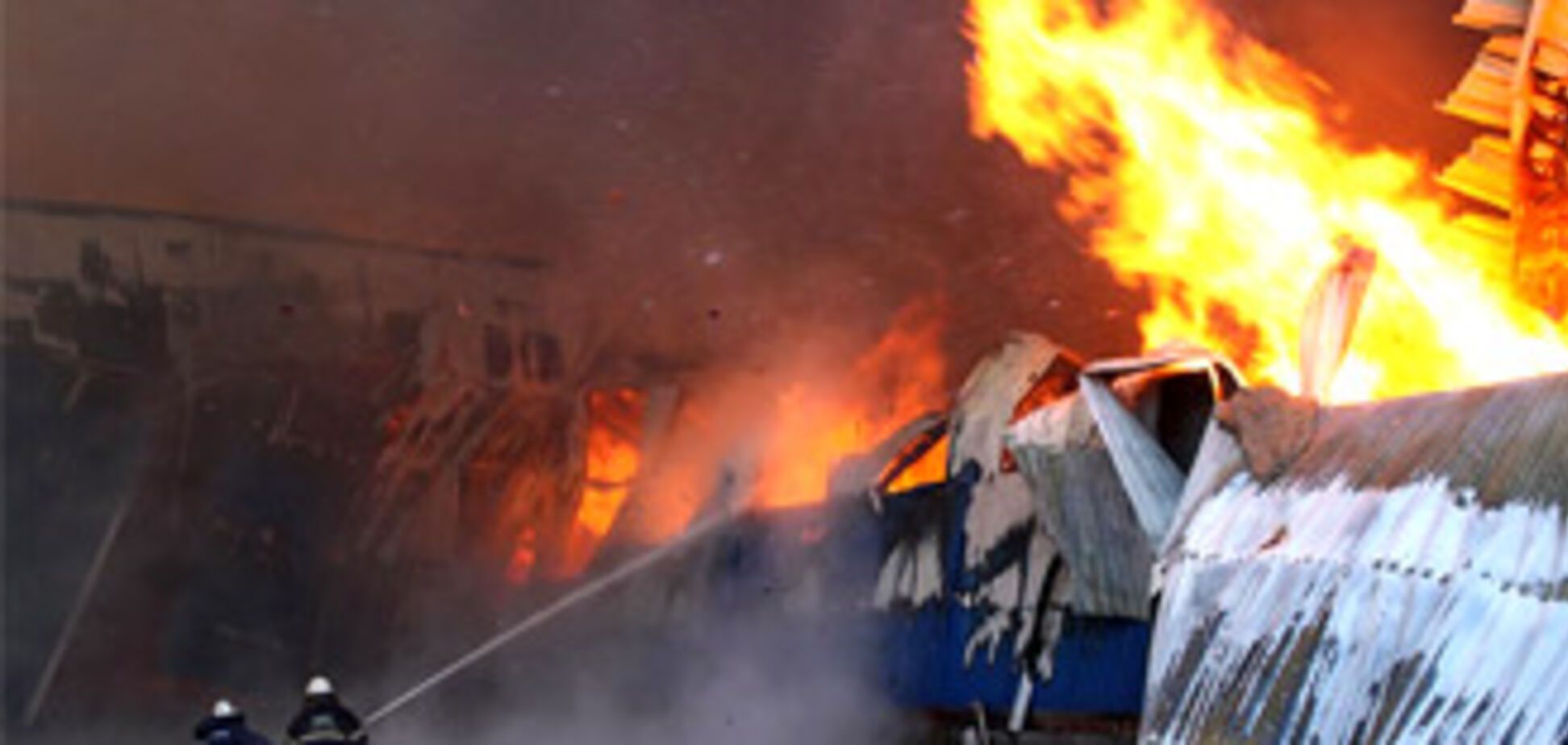 Жертвами пожара в Луганске стали два человека(ФОТО)