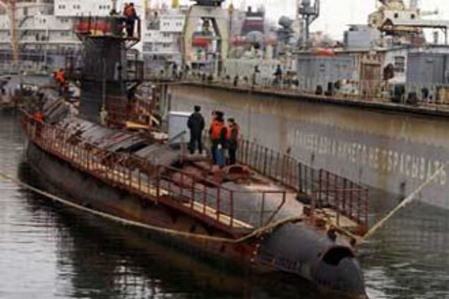 На украинскую подлодку поставили перископ и аккумулятор