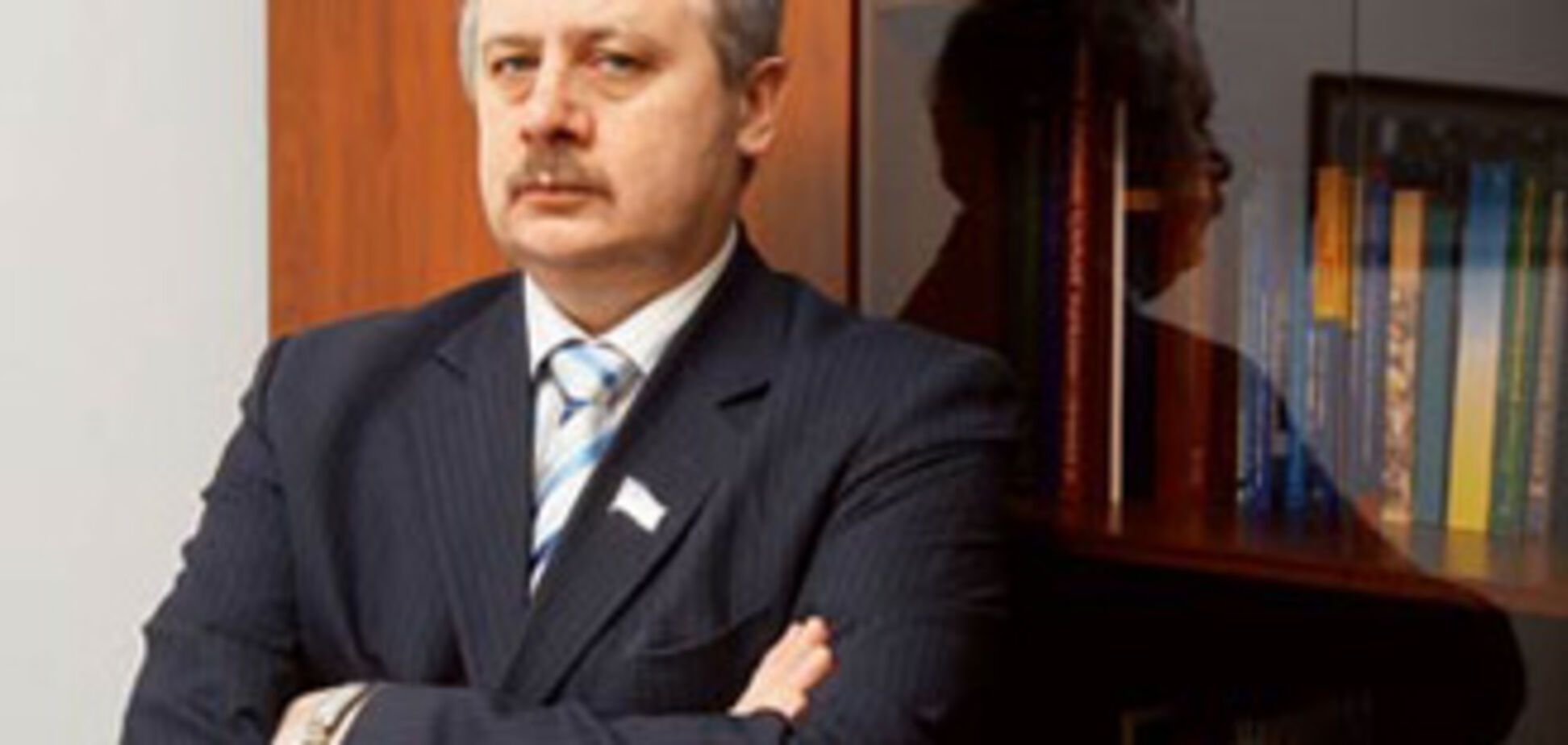 Черговий депутат вдарив журналістку