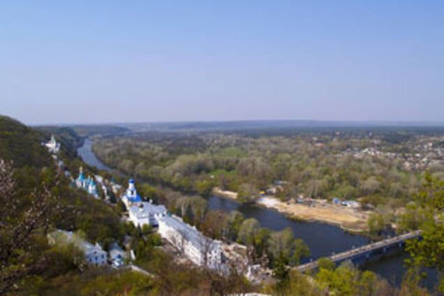 Россияне собираются купить Индустриальный Союз Донбасса