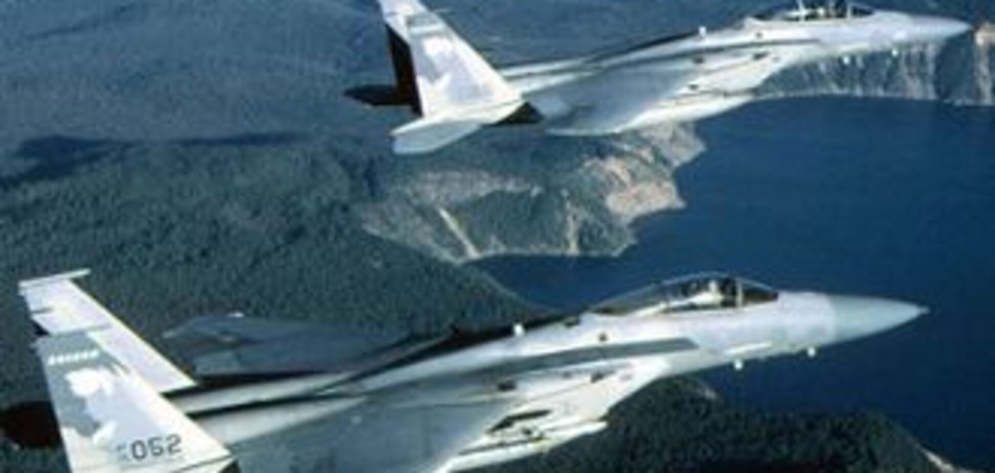 США відправили винищувачі на перехоплення пасажирського лайнера