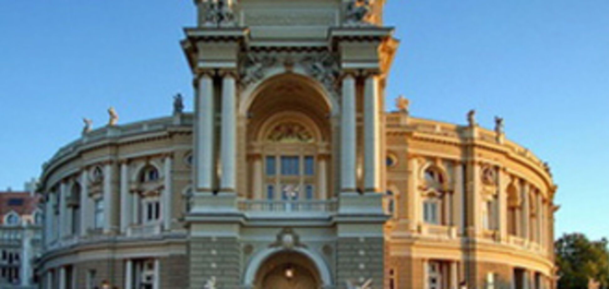 Одеську оперу розікрали за два роки