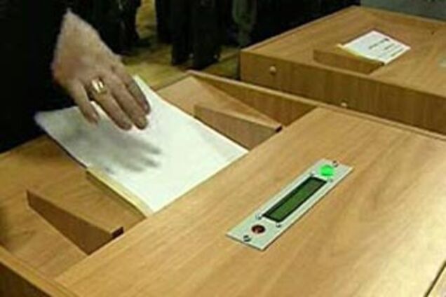 Перемога 'Єдиної Росії' на виборах: бійки, підкупи, вбивство