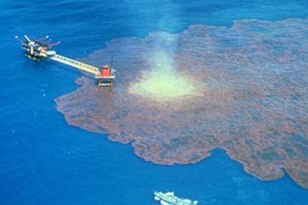 Обама дозволив бурити в Мексиканській затоці