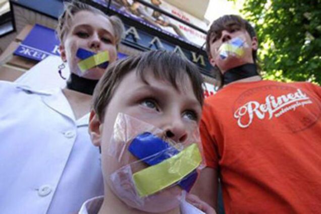 У Запоріжжі заборонили захищати українську мову