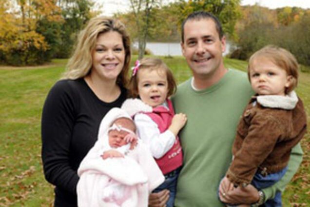 Жінка народила трьох дітей 08.08.08, 09.09.09, 10.10.10