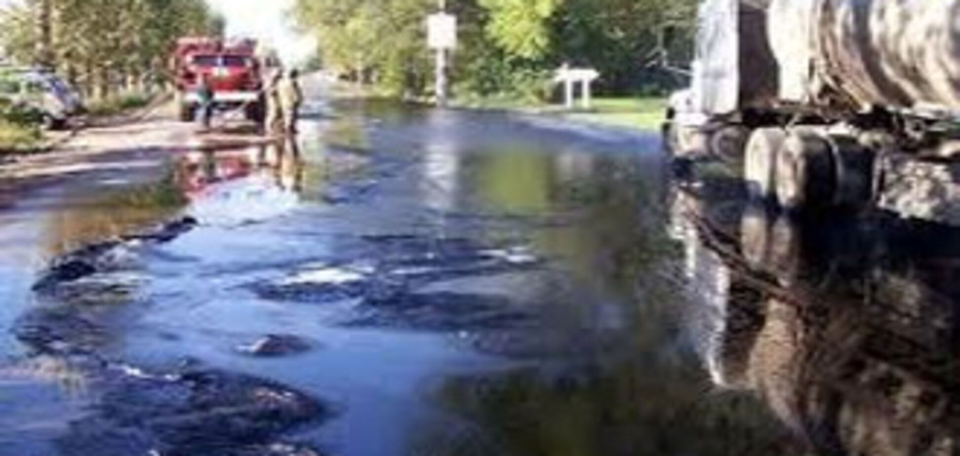 ДТП під Полтавою: дорога в олії