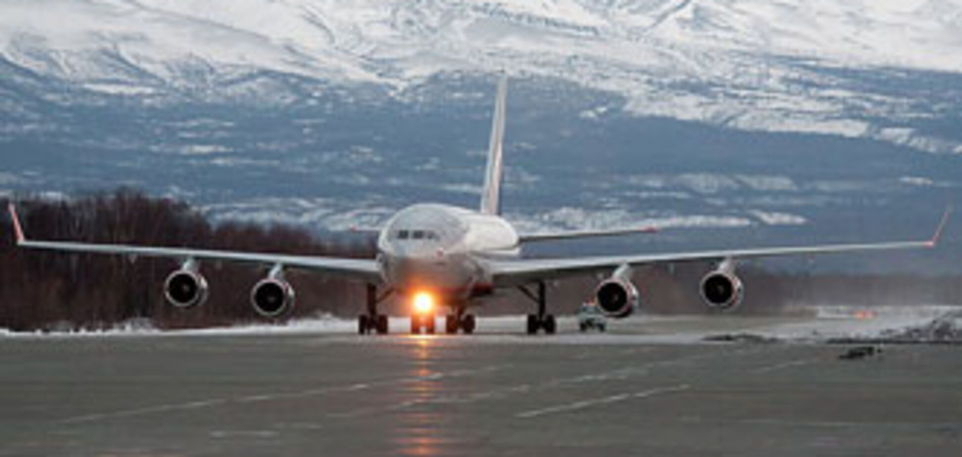 У Франції через страйки скасовано 50% авіарейсів