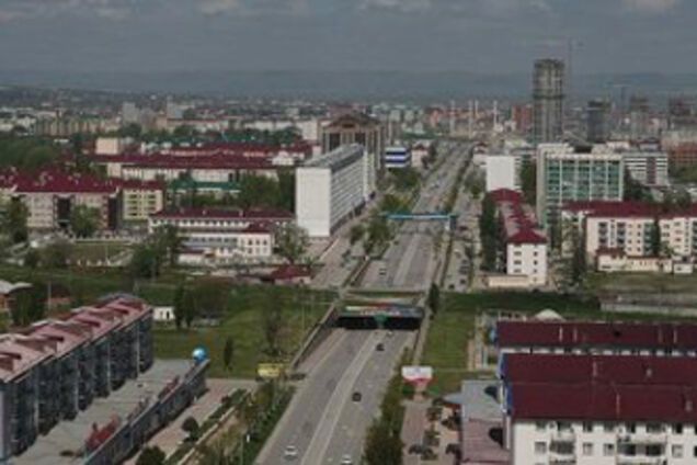 Терористи в парламенті Чечні захопили заручників