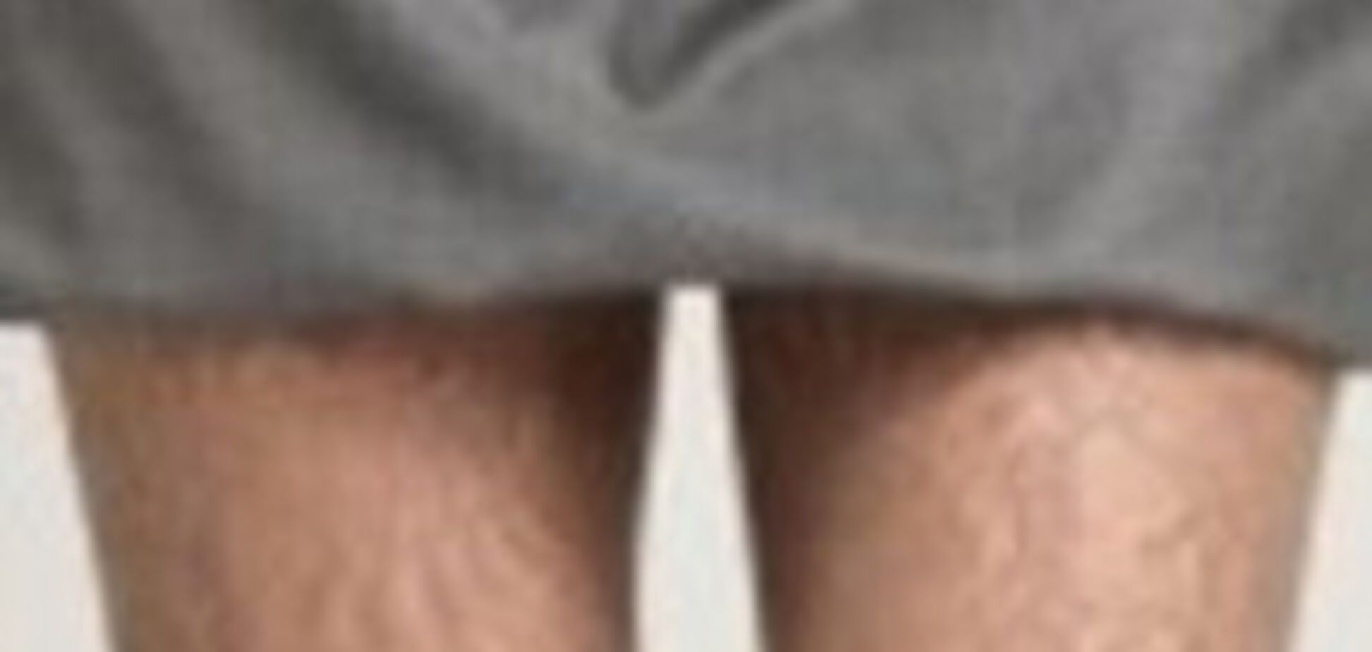 под юбкой волосатая В моде - чулки с эффектом волосатых ног. ФОТО | Обозреватель | OBOZ.UA