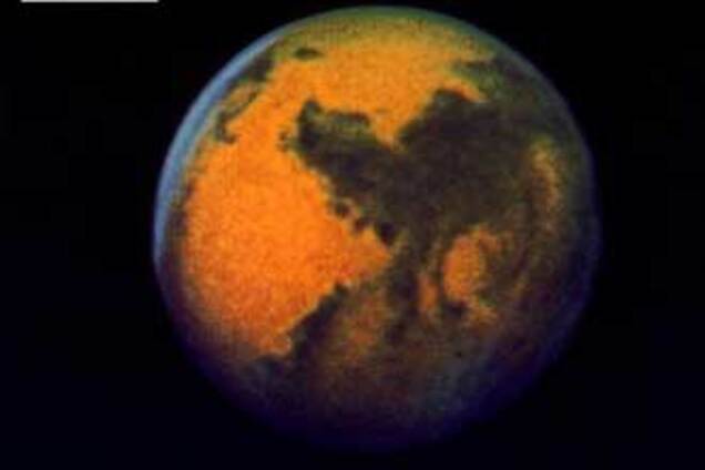 Автор запустив свою книгу про життя на Марсі в космос