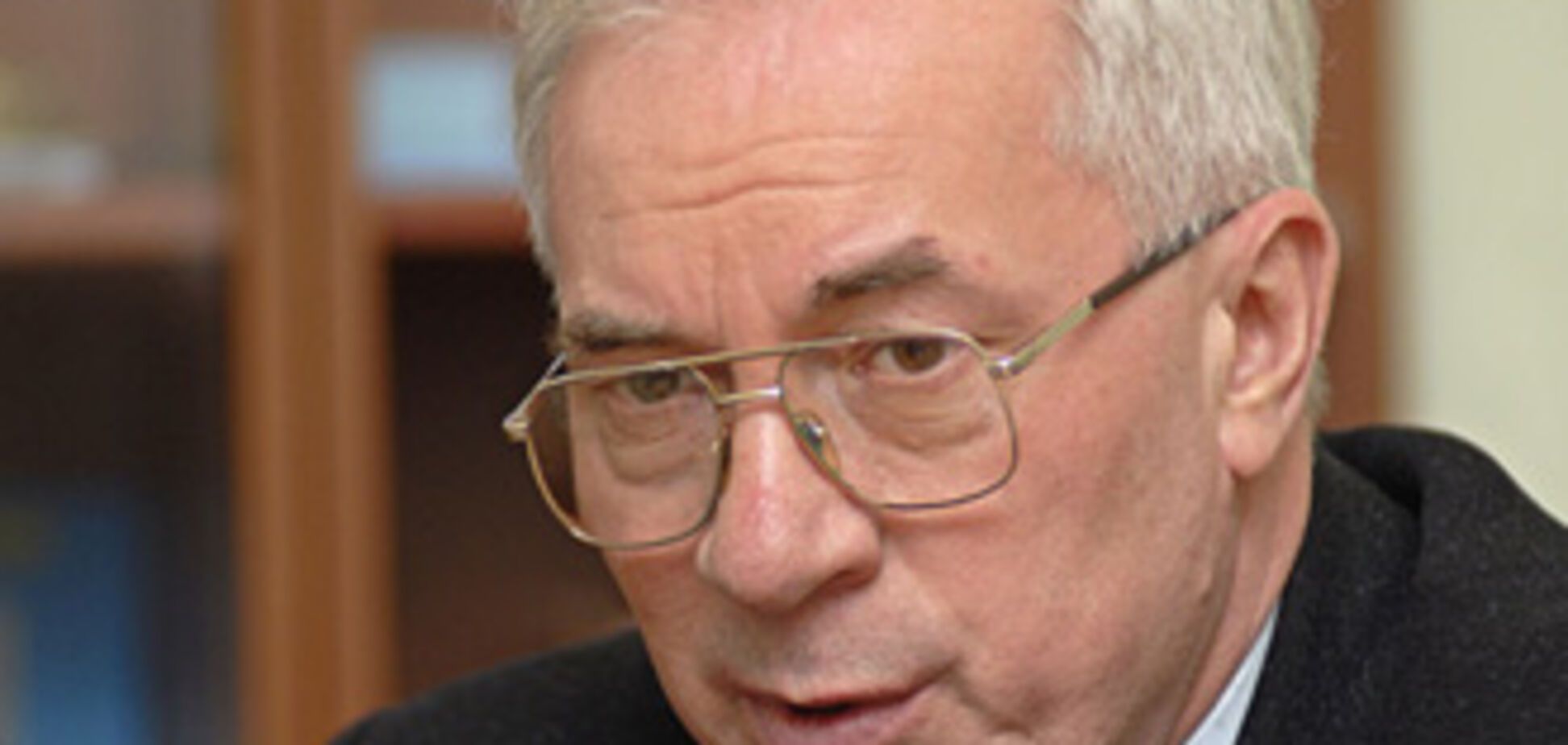 Азаров зажадав вільних і демократичних виборів