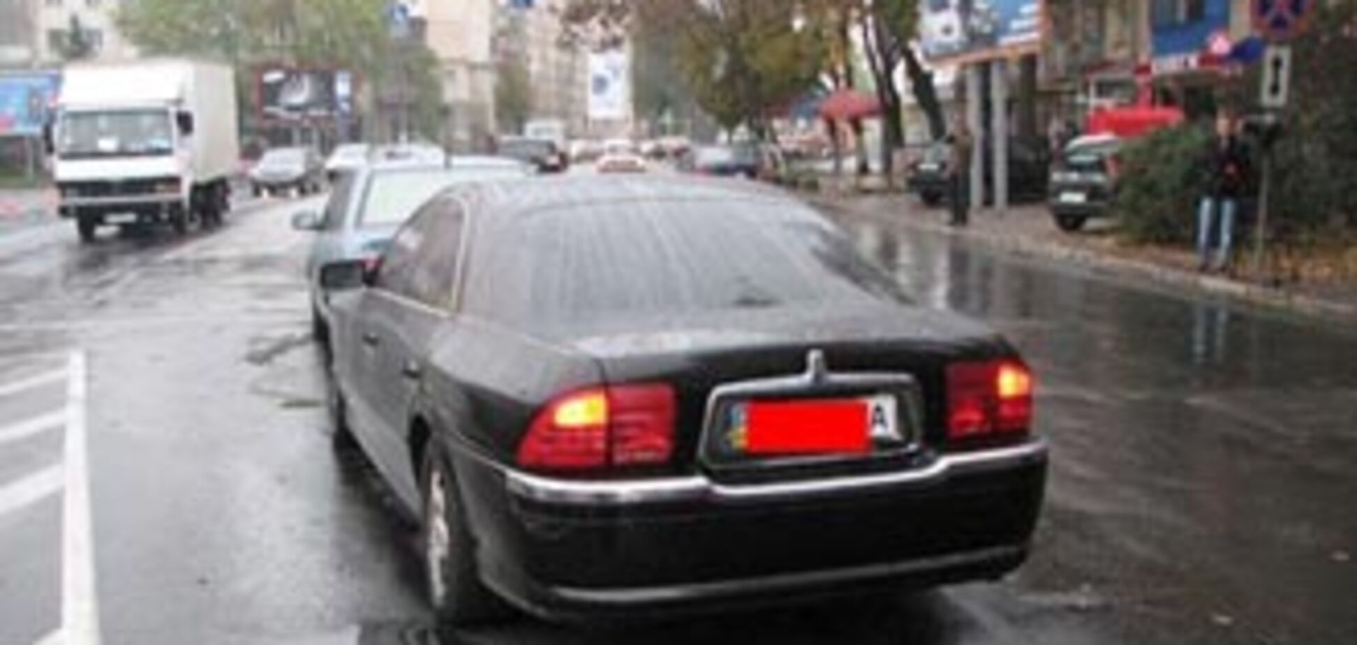 Співробітник Кабміну влаштував аварію і погрожував жертві розправою