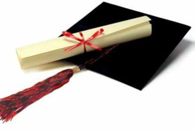 Украина и Россия договорились признавать дипломы