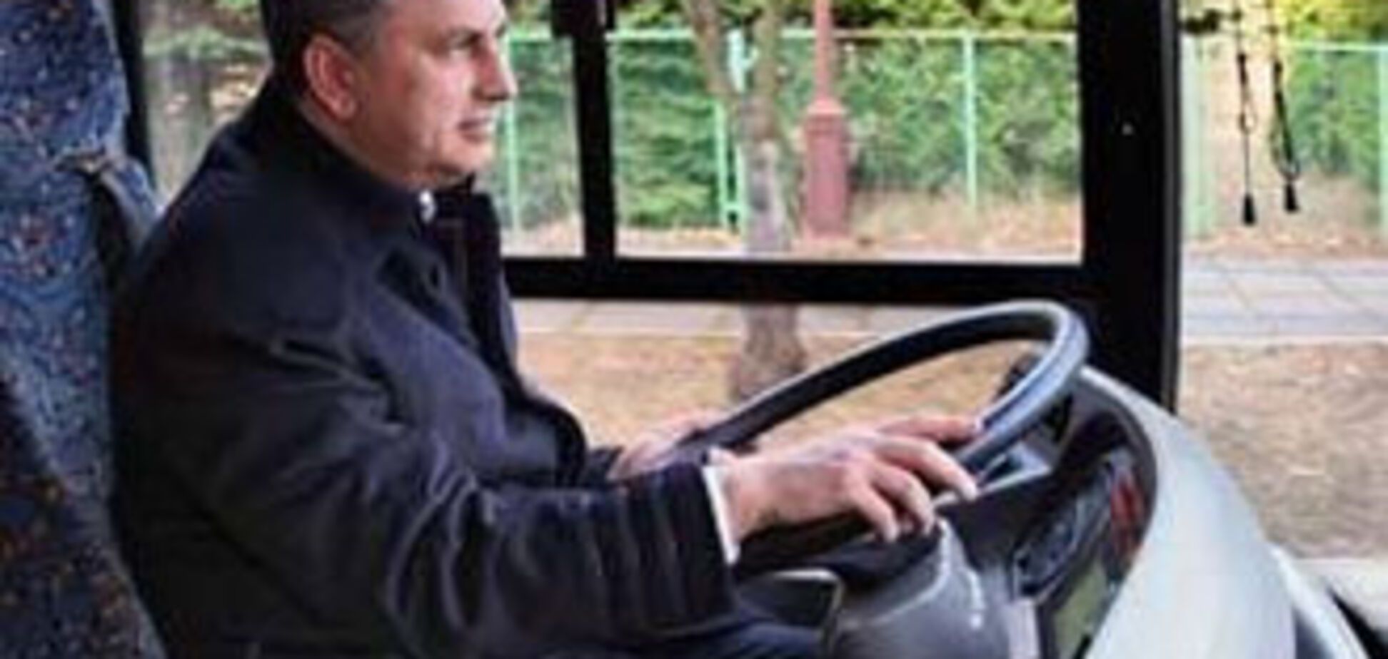 Вице-премьер Колесников «наехал» на ГАИ. ФОТО