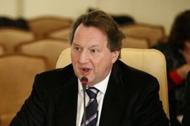 Подчиненного Черновецкого закрыли в камере на 40 человек