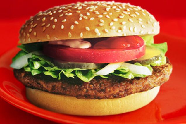 McDonald's заставили выплатить $17 500 ожиревшему менеджеру