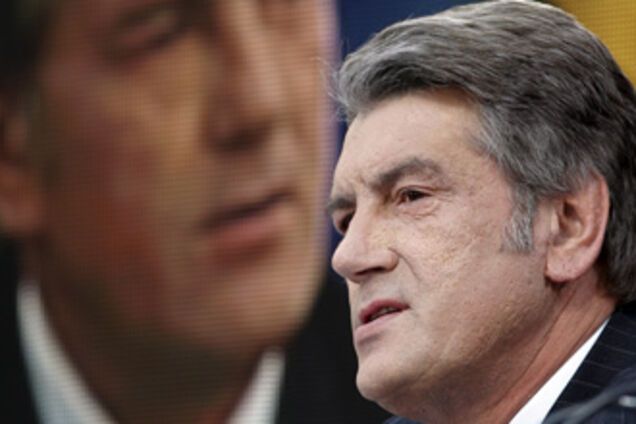 Ющенко пугает украинцев Януковичем-4 и Табачником-8
