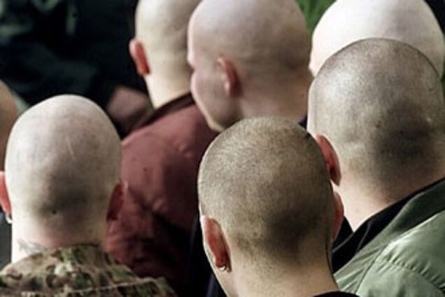 'Бритоголовые' готовятся громить избирательные участки