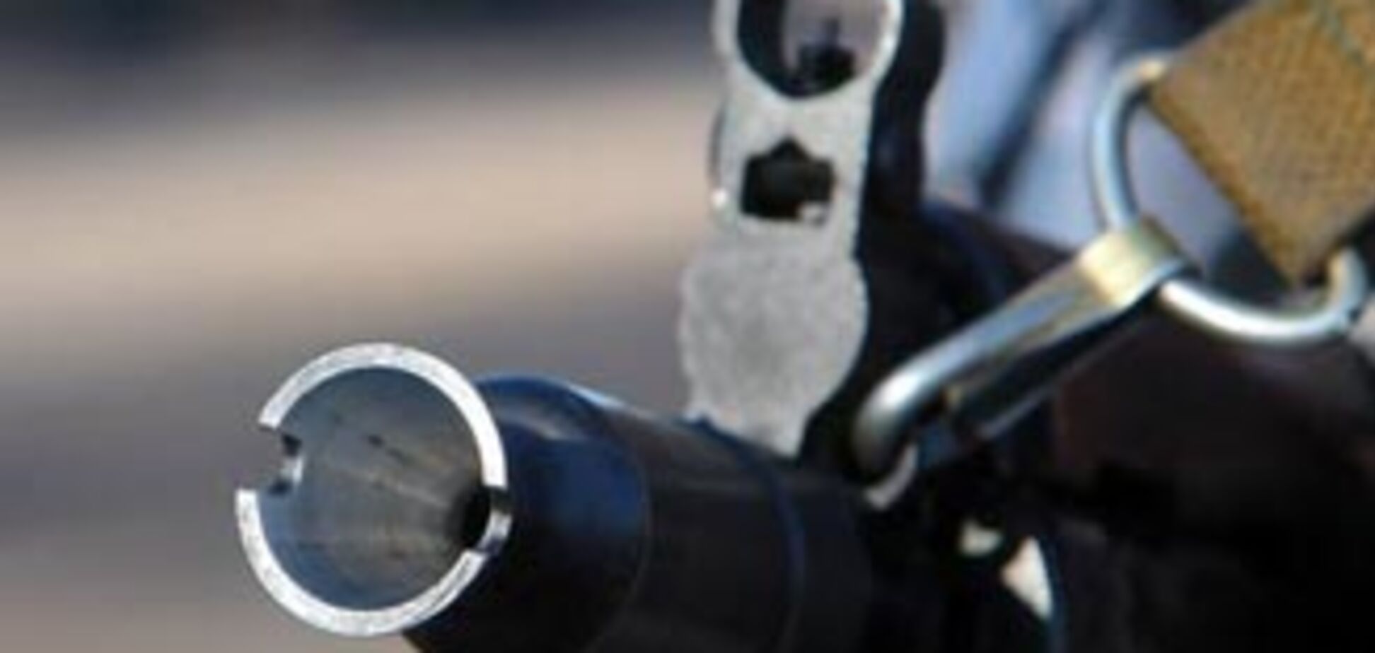 У Львові чоловік відкрив стрілянину з вікна