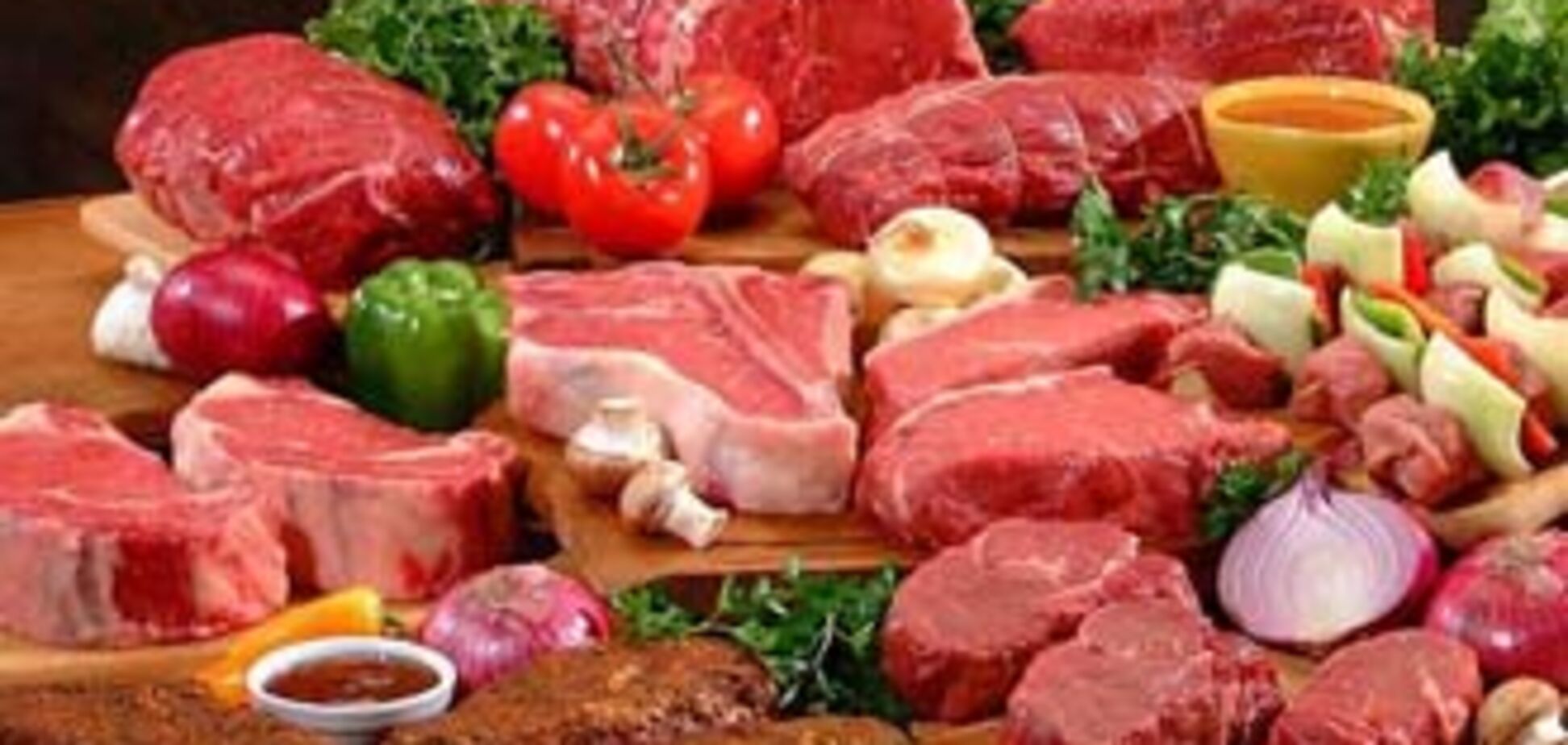 Украинцам придется отказаться от мяса и рыбы