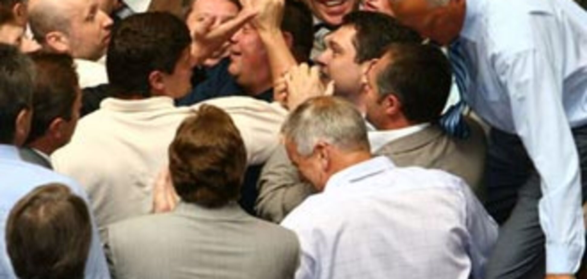 Депутатам пора припинити принижувати один-одного