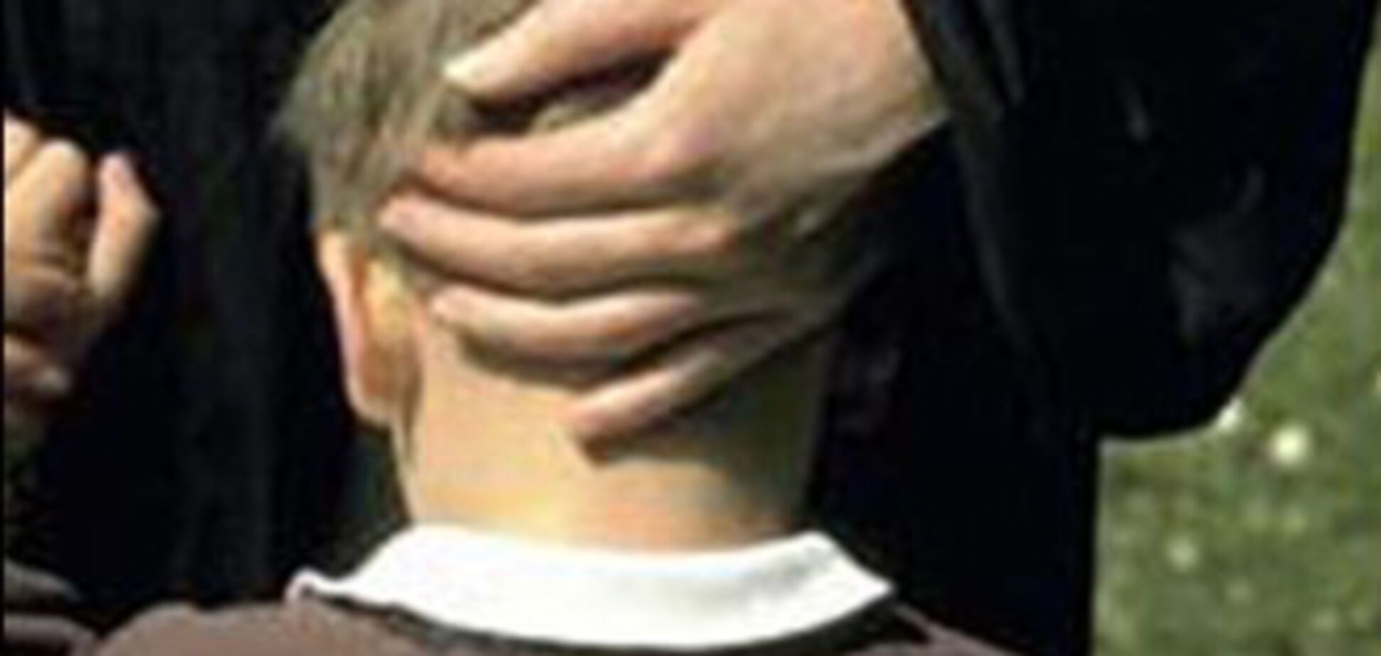 Мариупольские педофилы надругались над двумя сотнями детей