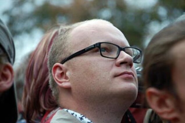 Искалеченный журналист Кашин требует отключить его от ИВЛ