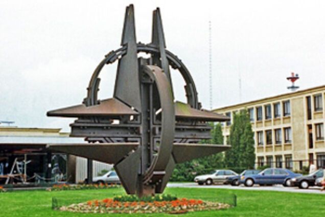 Возле штаб-квартиры НАТО нашли бомбу