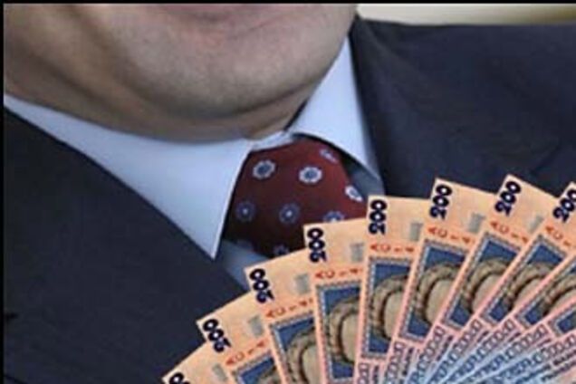 Чиновники спускают сотни тысяч на свои 'корпоративы'