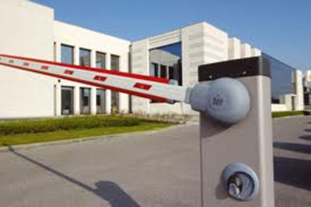 Объездную дорогу, открытую Януковичем, уже закрыли